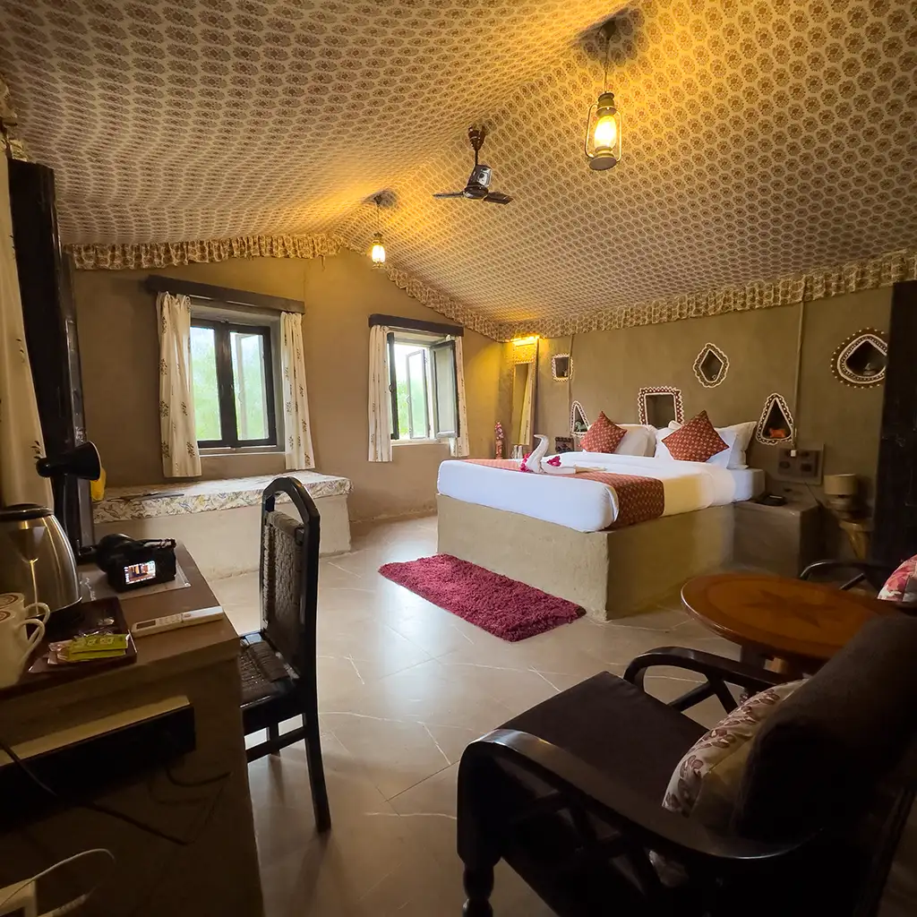 Book Luxury Mud Hut Rooms in Sariska Photo 2